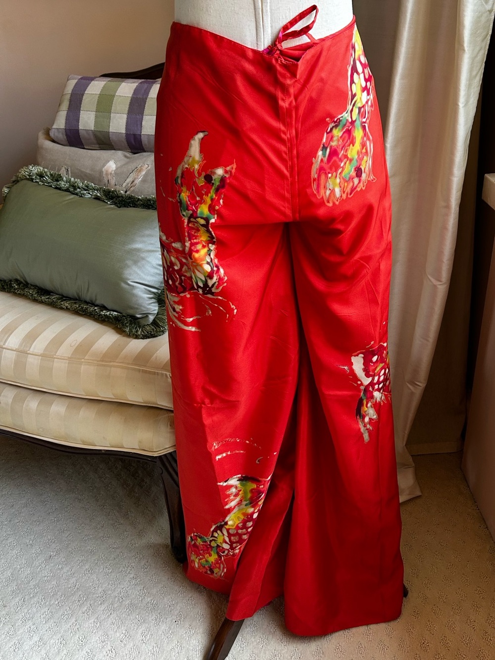 Ralph Lauren Silk Wrap Pants in Koi Print - Picture 6 of 7